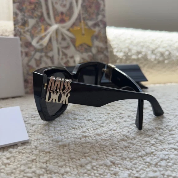 Christian Dior Miss Dior Black Sunglasses | MissDior S21 - Picture 8 of 16